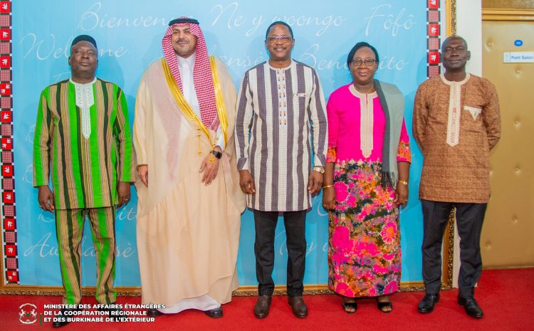  Coopération bilatérale : le Chef de la diplomatie burkinabè et l’ambassadeur de l’Arabie Saoudite échangent sur le renforcement de l’axe Ouagadougou-Riyad