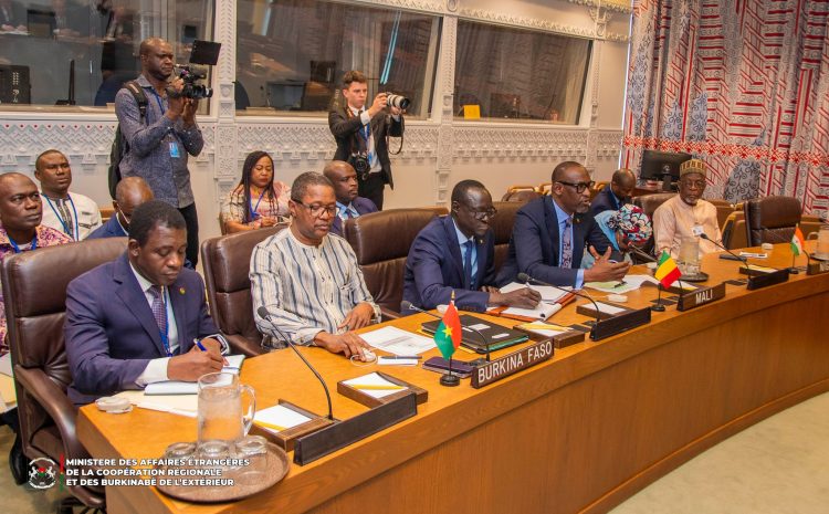  Confédération AES – Fédération de Russie : les Chefs de la diplomatie des deux parties se concertent pour consolider la coopération