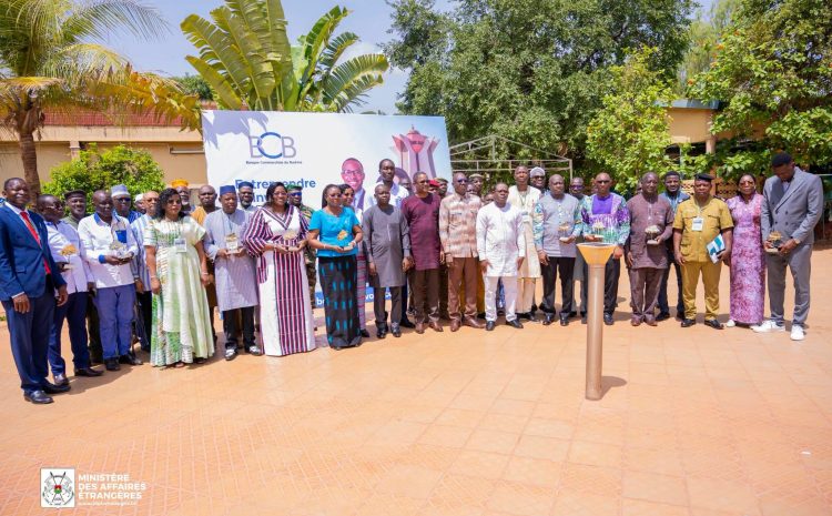  4e Forum des entrepreneurs de la diaspora burkinabè : le ministre des Affaires étrangères appelle les Burkinabè vivant à l’étranger à toujours porter haut le drapeau national