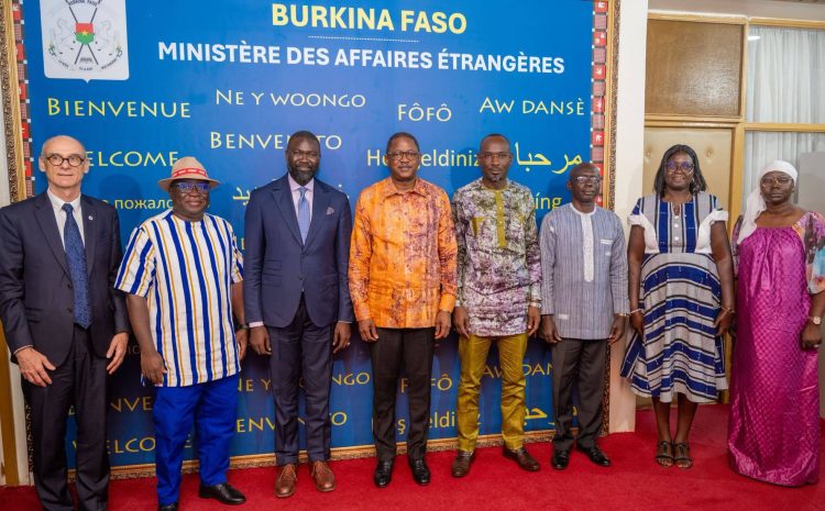  Coopération multilatérale : le CICR réaffirme son engagement au dialogue dans le partenariat avec le Burkina Faso