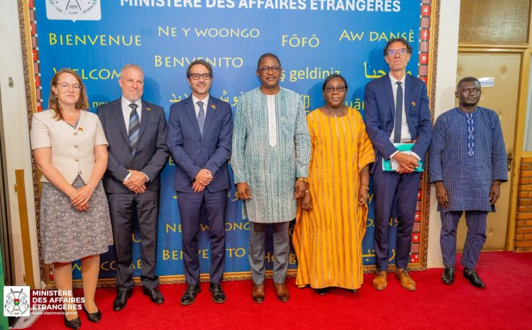  Coopération bilatérale : l’Ambassadeur de la Confédération Suisse et le Chef de la diplomatie burkinabè échangent sur les perspectives du partenariat