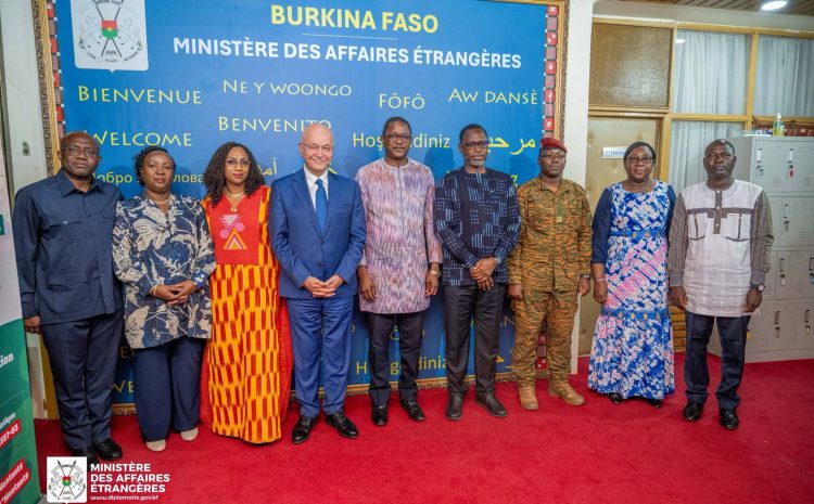  ‎Gestion des réfugiés au Burkina Faso: le Gouvernement et le HCR réaffirment leur engagement à renforcer le partenariat