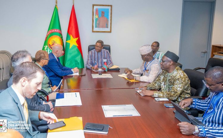  Partenaires bilatéraux du Burkina Faso : un nouveau souffle dans les rapports avec Washington, une dynamique de solidarité Sud-Sud avec Rabat, vers une relance de la coopération avec le Singapour