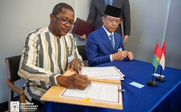  Coopération bilatérale : la dynamique au Burkina Faso suscite l&rsquo;intérêt de l’Indonésie et des Bahamas désireux de solidifier leur partenariat avec Ouagadougou.