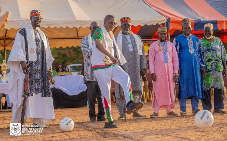  Sport et cohésion sociale : le ministre Karamoko Jean Marie TRAORE parraine la finale de l’AS Jeunesse Foot